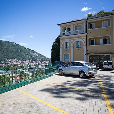 Apartment Lake And City View - With Parking Como