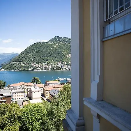 Lake And City View - With Parking Apartment *