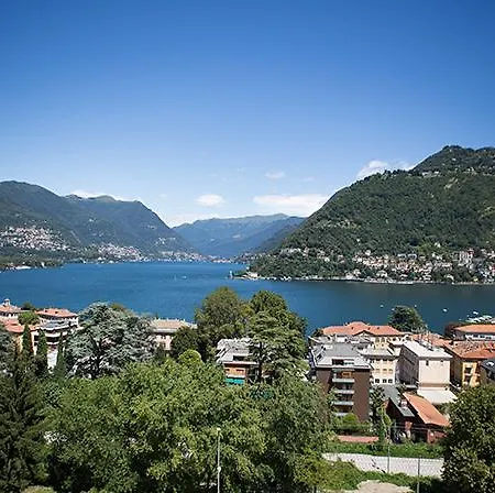 Lake And City View - With Parking Apartment *