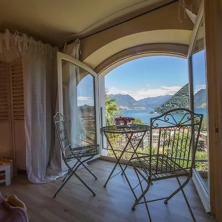 Lake And City View - With Parking Apartment Como