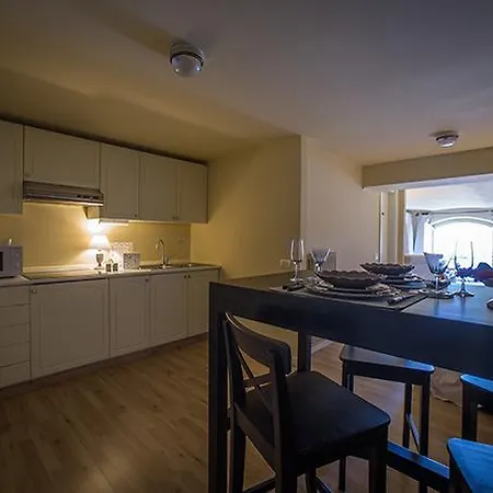 Lake And City View - With Parking * Como
